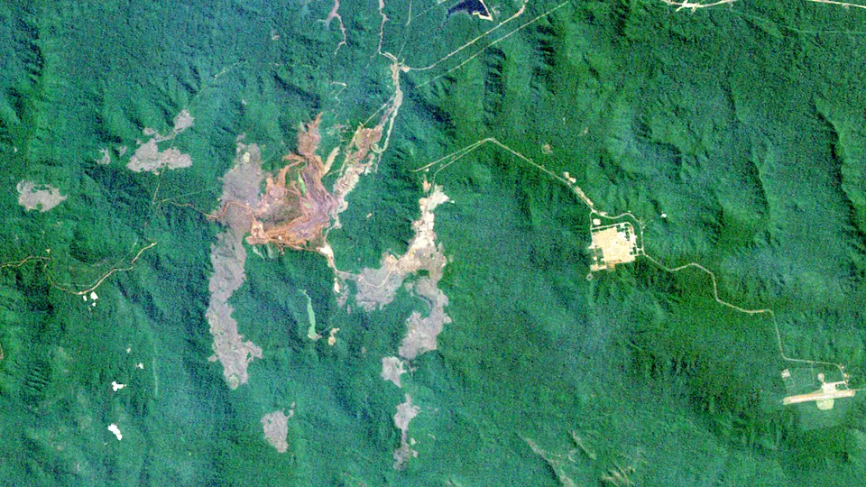Carajás from orbit, 22 Jul 1991