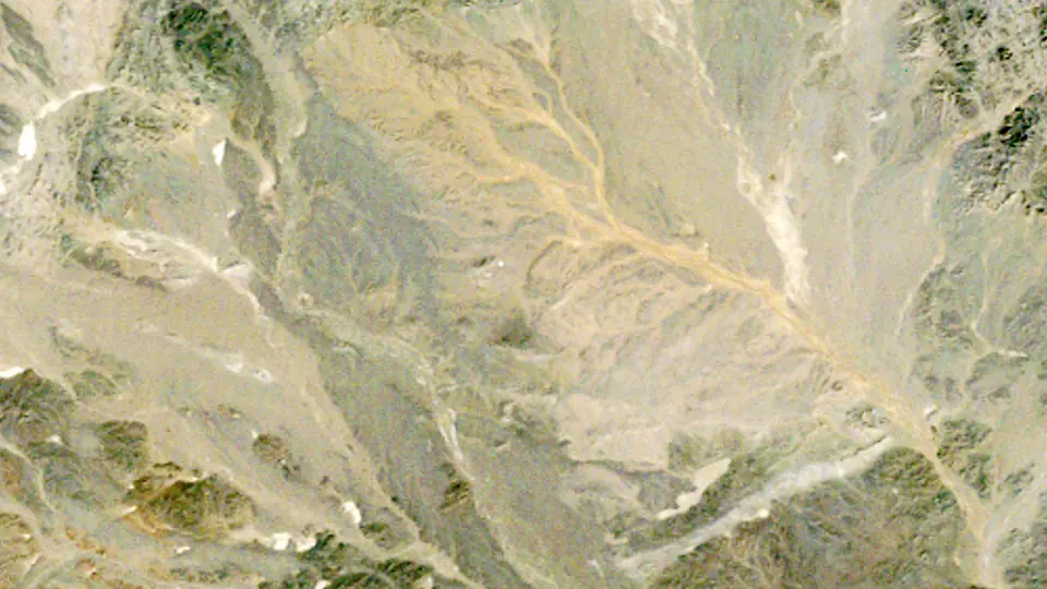 Oyu Tolgoi from orbit, 13 Dec 1986